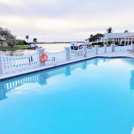 Dolphin Cove In Cocoa Beach Fl Εξωτερικό φωτογραφία